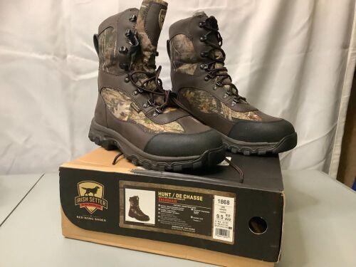 Irish Setter  Crosshair Hiking Boots, 9.5, Ecommerce Return - Lot 175