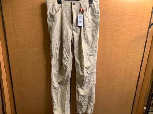 World Wide Sportsman, Men's 36 x 34, Appears New - Lot 183