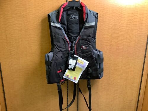 XPS Platinum PFD Vest, Large, Appears New - Lot 257