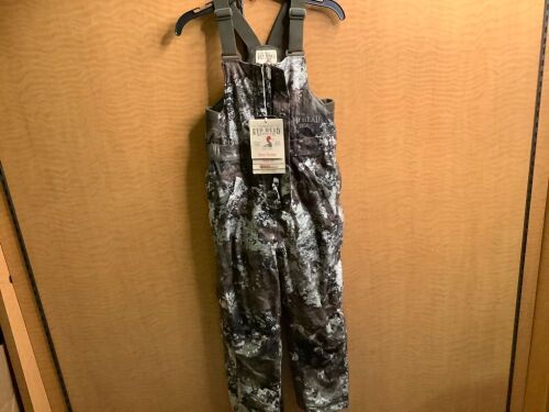 Red Head Youth Silent Stalker Bib, Medium, Appears New - Lot 285