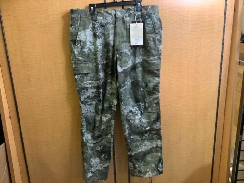 Red Head Men's Silent Hide Pant, XL/32, Appears New - Lot 304
