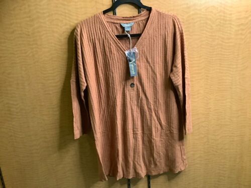 Natural Reflections Waffle Henly Tunic, Medium, Appears New - Lot 307