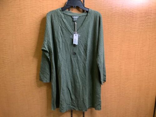 Natural Reflections Waffle Henly Shirt, Ladies Medium, Appears New - Lot 310