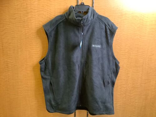 Columbia Steens Mountain Vest, Men's XL, Appears New - Lot 318