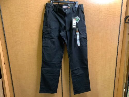 5.11 Stryke Pants, Men's 32x32, Appears New - Lot 322