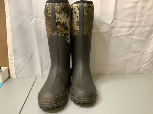 Red Head Men's Rubber Boots, Men's 10, Ecommerce Return - Lot 380
