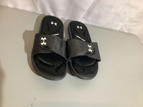 Under Armour Men's Sandals, 8, Appears New - Lot 383