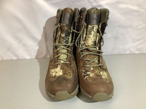 Iron Ridge Gore Tex Hiking Boots, Men's 10.5, Appears New - Lot 397