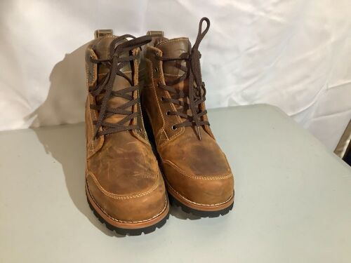 Bob Timberlake Men's Boots, Some Scuffs on surface, Appears New - Lot 430