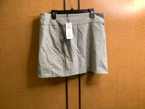 Ascend Stetch Trail Skort, 2.0, Ladies, Large, Appears New - Lot 486