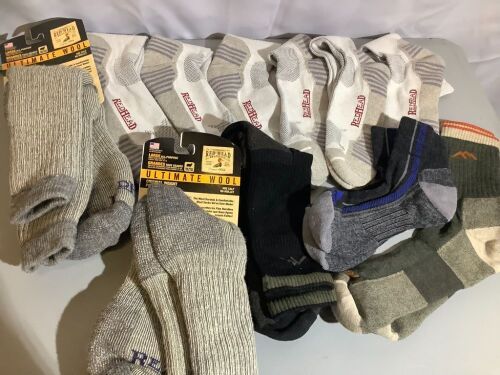 Lot of (11) Pairs of Misc. Socks, Appears New - Lot 508