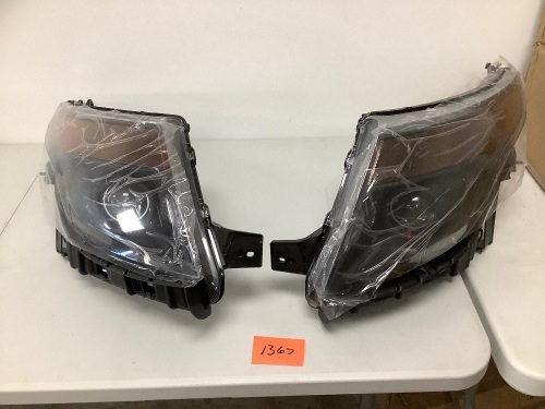 Headlights - Lot 1367