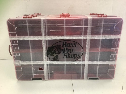 4 Pack Tackle Boxes, 1 is Damaged, Appears New - Lot 135