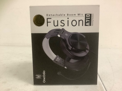 Fusion Gaming Headset, Works, Appears New - Lot 169