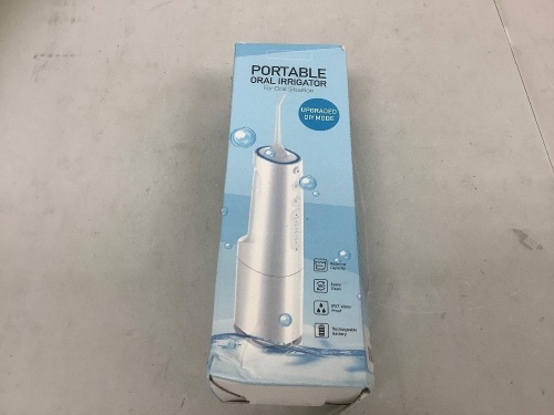 Portable Oral Irrigator, Powers Up, E-Commerce Return - Lot 363