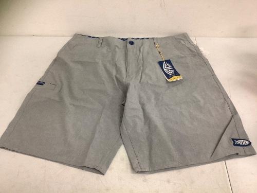 Aftco Mens Shorts, Size 36, Appears New - Lot 396