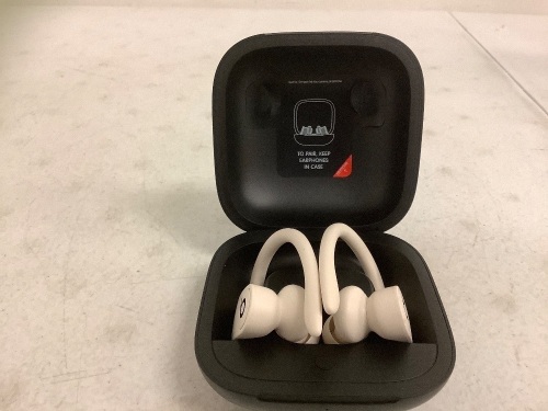 Beats Earbuds, E-Comm Return - Lot 460