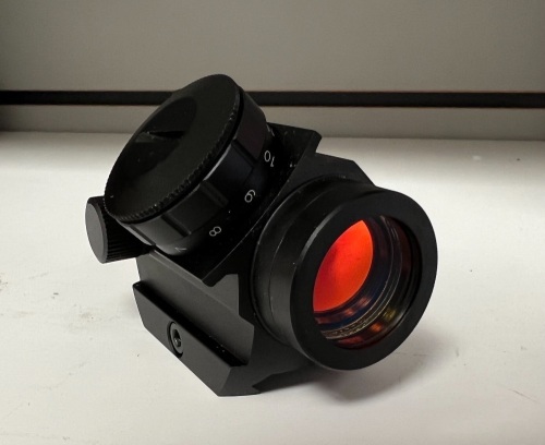 Rail Mount Sight Scope, Untested, E-Commerce Return - Lot 554