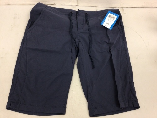 Columbia Womens Long Shorts, 10, Appears New - Lot 575