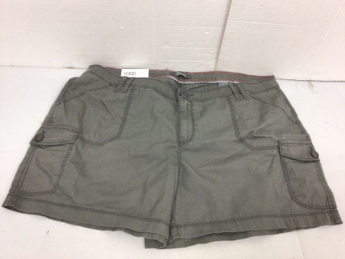 Natural Reflections Womens Shorts, 18, Appears New - Lot 587