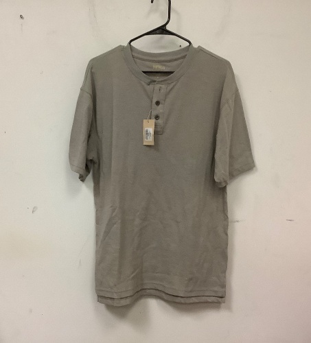 Red Head Mens Tee, Medium, Appears New - Lot 620