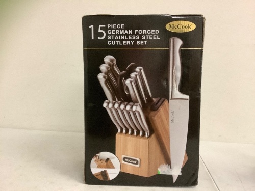 15 Piece Kitchen Knives Set, Appears New - Lot 642