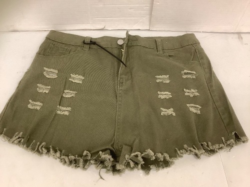 Womens Shorts, XL, Appears New - Lot 666