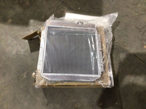 CoolingCare 3 Row Core Alumiunum Radiator for 1962-1966 Ford Falcon/ Ranchero - Lot 355