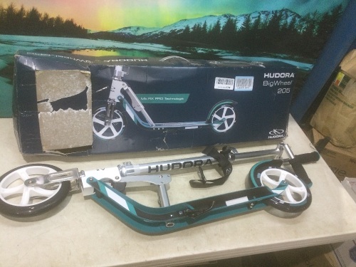 Hudora Bigwheel 205 Scooter  - Lot 844