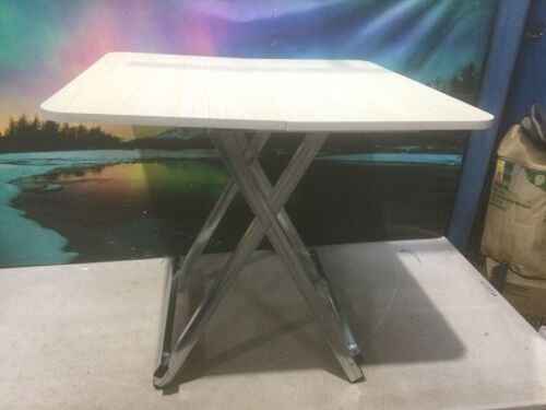 Small Fold Up Table - Lot 1148
