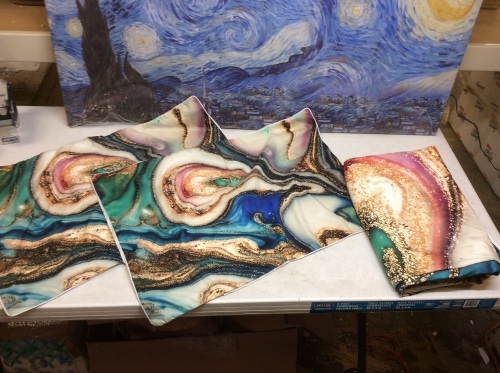 Blessliving Twin Size Geode Pattern Duvet Cover Set. Appears New - Lot 145