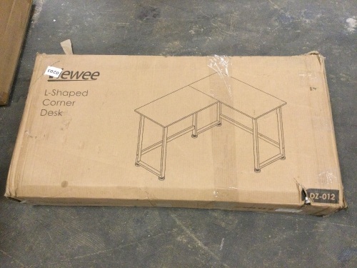 L-Shaped Corner Desk. Unknown Condition. E-Commerce Return - Lot 245