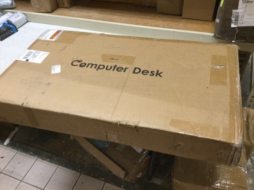 Computer Desk. Appears New - Lot 290