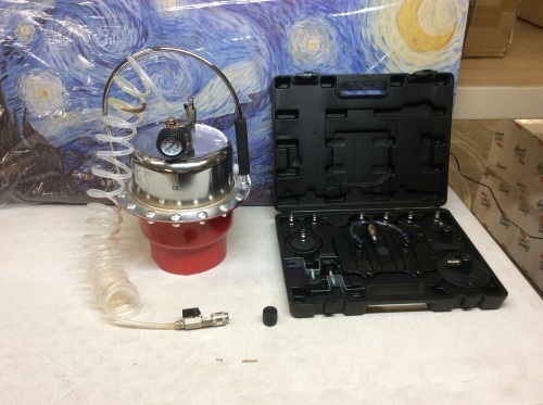 0-60PSI Pneumatic Air Portable Tank with Pressure Gauge Brake Bleeder Tool Kit Professional Braking Bleeding Set. Untested E-Commerce Return - Lot 454