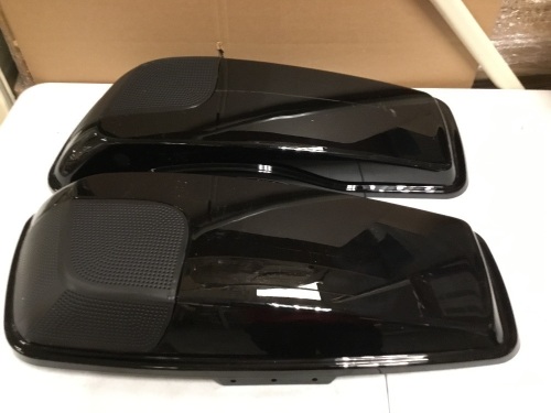 Pair of Speaker Lids for 2014-20 Harley Davidson Touring Street Electra Glide Hard Saddlebag. Appear New - Lot 913