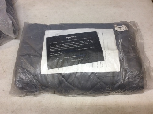 25 lbs Weighted Blanket. Appears New - Lot 948
