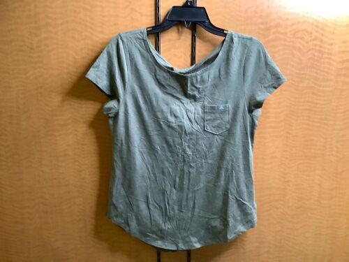Axcend Ladies Short Sleeve Pocket Tee, Appears New - Lot 201