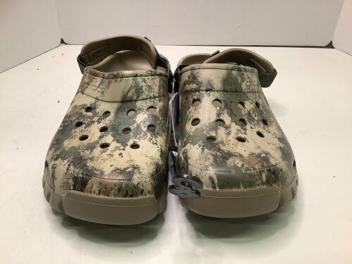 Crocs Men's Shoes 11, Appears New - Lot 216