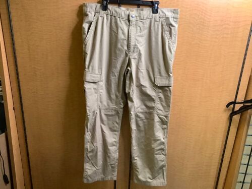 Carhartt Relaxed fit Men's Pants, 40x32, Appears New - Lot 248