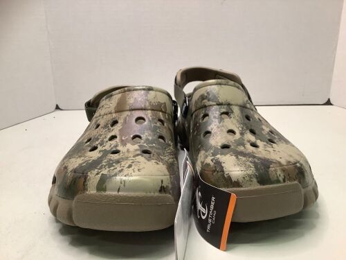 Crocs Men's 11, Appears New - Lot 256