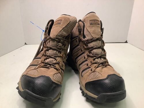 Red head Men's Hiking Boots, 10W, Ecommerce Return - Lot 280