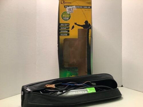 Ultra 1600 Lumen Submersible Fishing Light, Ecommerce Return - Lot 313