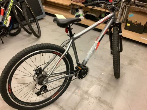 Ozone Fragment Terrain Series Men's Bike, Pedals Damaged - Lot 366