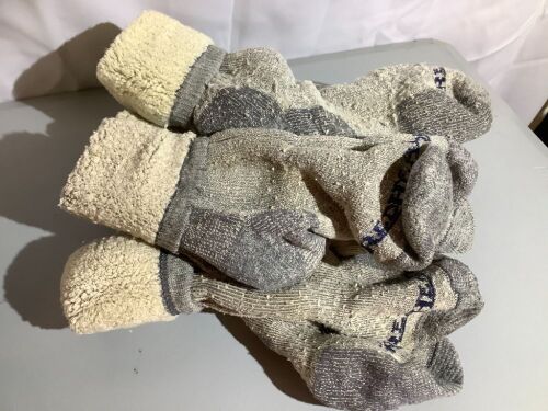 Lot of (5) Pair of Red Head Inuslated Socks - Lot 385