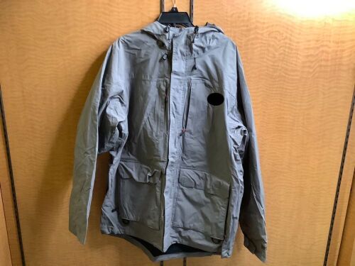 Men's Nylon Jacket, XLT, Appears New - Lot 423