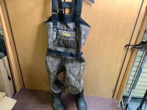 Men's Hunting Chest Waders, 10R, Ecommerce Return, Appears Used - Lot 481