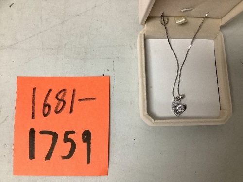 Heart Shaped Pendant Necklace (1 PC) - Lot 1711