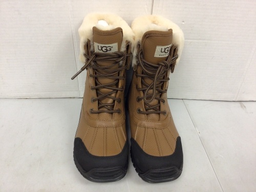 Ugg Womens Boots, 7, Appears New - Lot 77