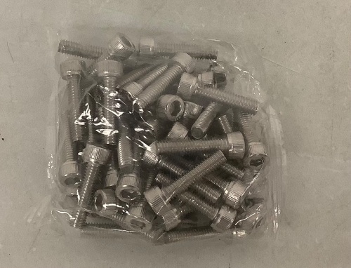 Mellewell Socket Screw, 50 Pack, Appears New - Lot 208