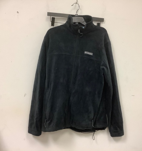 Columbia Jacket, Large, E-Comm Return - Lot 302